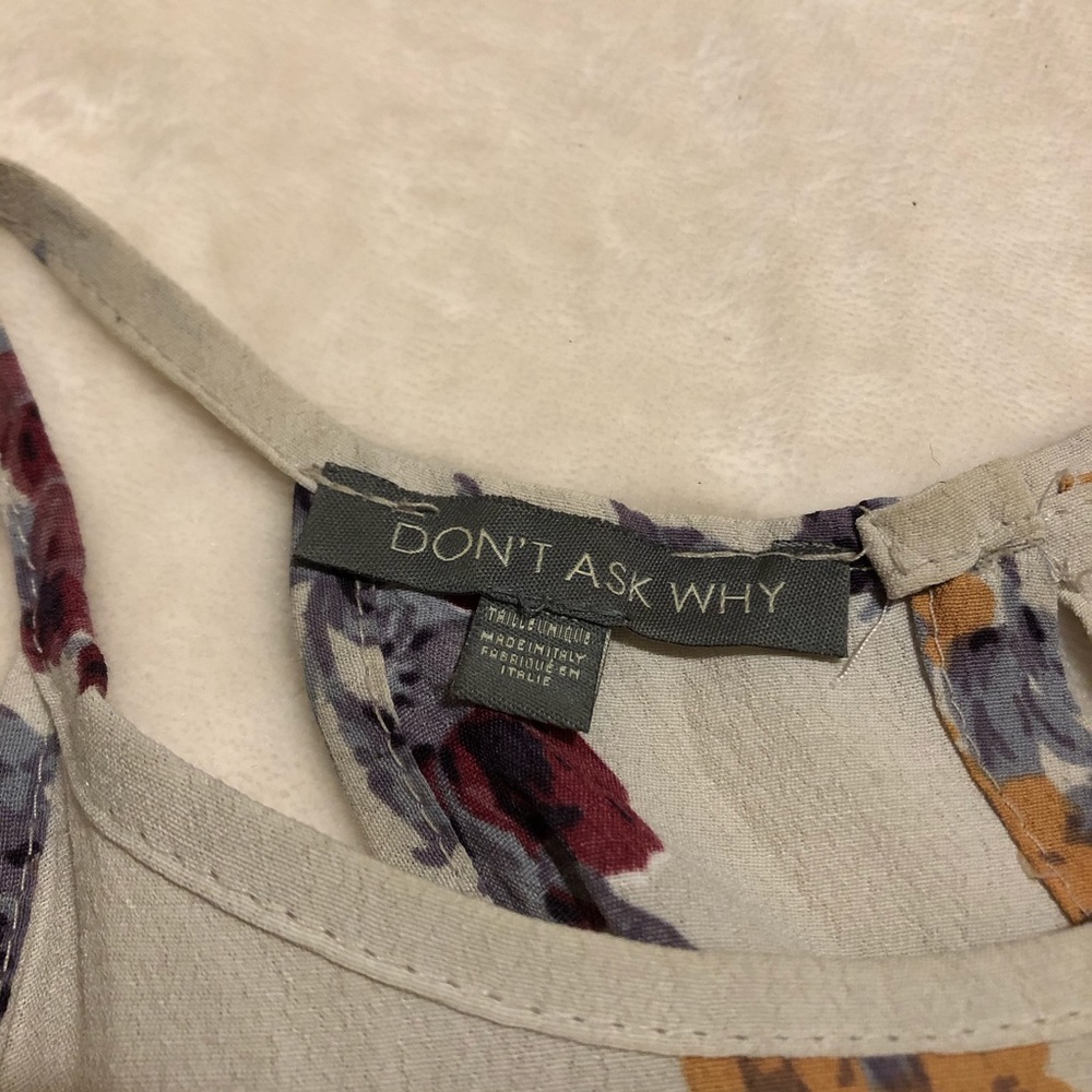 Open Back Tank Top - Picture 4 of 4